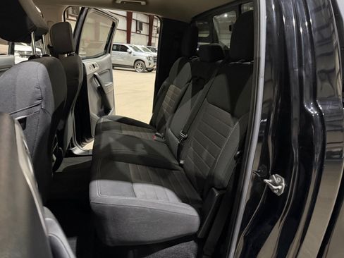 Used 2019 Ford Ranger XLT w/ Equipment Group 302A Luxury AWD/4WD image 18