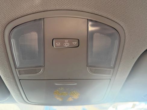 Used 2017 Hyundai Elantra SE image 21