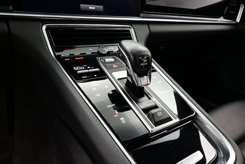 Certified 2023 Porsche Panamera 4 AWD/4WD image 11
