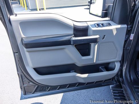 Used 2019 Ford F150 XL w/ Equipment Group 101A Mid AWD/4WD image 18