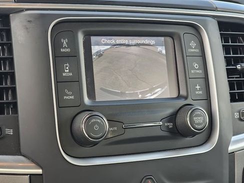 Used 2024 RAM 1500 Classic SLT image 9