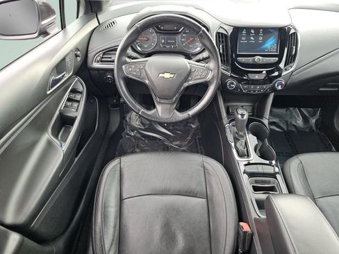 Used 2016 Chevrolet Cruze Premier w/ RS Package FWD image 4