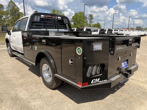 New 2026 Chevrolet Silverado 3500 LT w/ Convenience Package AWD/4WD image 4
