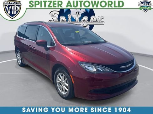 Used 2021 Chrysler Voyager Lxi FWD image 1