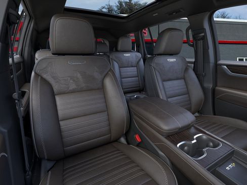 New 2026 GMC Acadia Denali Ultimate image 16