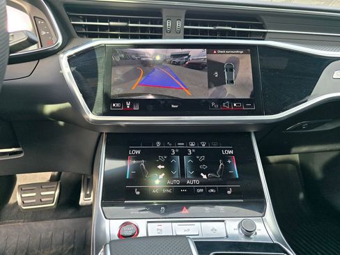 Used 2025 Audi S6 Prestige image 8