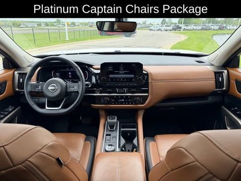 Used 2024 Nissan Pathfinder Platinum AWD/4WD image 7