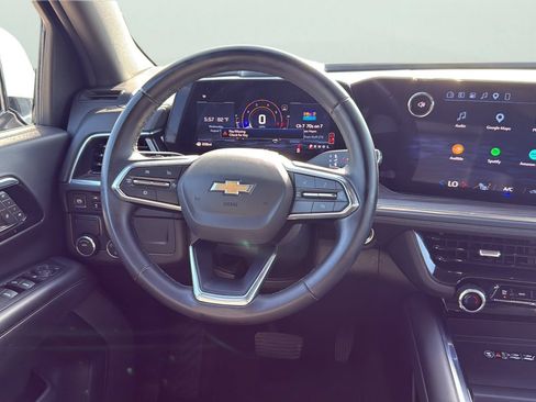 Used 2025 Chevrolet Tahoe LT RWD image 10