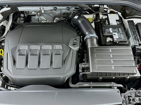 Used 2024 Audi Q3 2.0T Premium Plus w/ Premium Plus Package image 33