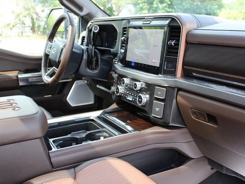 Used 2026 Ford F450 King Ranch w/ FX4 Off-Road Package AWD/4WD image 22