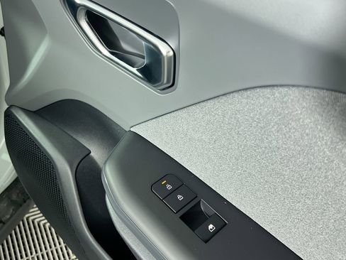 New 2025 Kia K4 EX image 31