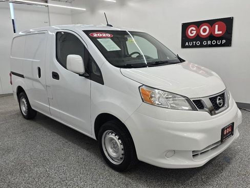 Used 2020 Nissan NV200 SV w/ Back Door Glass Package image 1