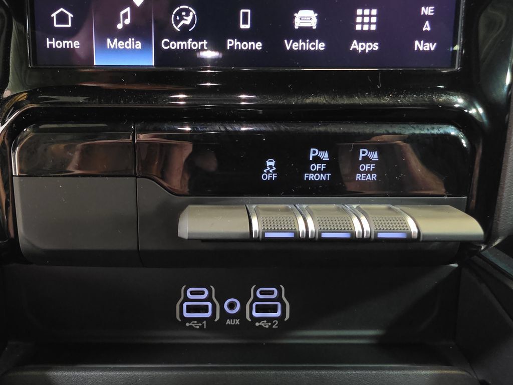 Used 2025 RAM 1500 Lone Star AWD/4WD image 21