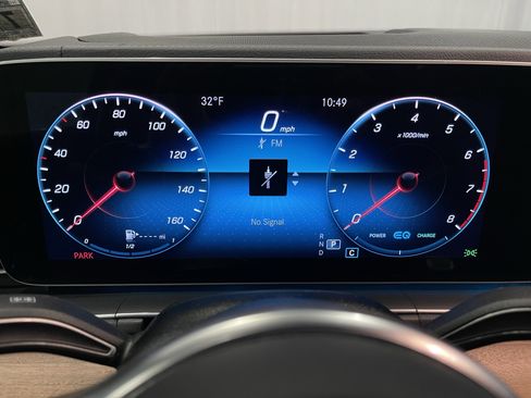 Used 2022 Mercedes-Benz GLS 450 4MATIC image 21