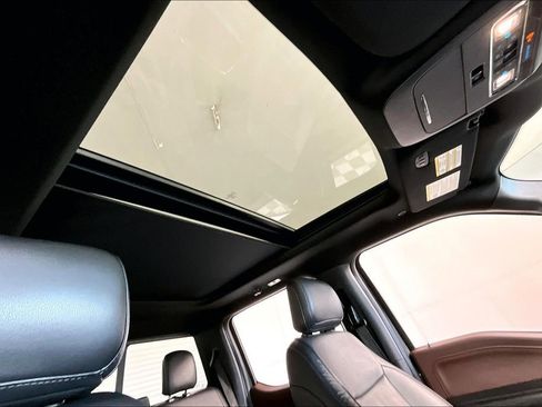 Used 2021 Ford F150 Lariat image 22