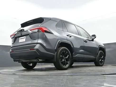 Used 2024 Toyota RAV4 XLE FWD image 27
