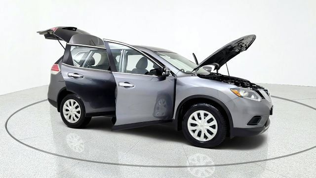Used 2015 Nissan Rogue S FWD image 11