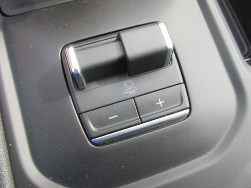 New 2026 GMC Sierra 1500 AT4 w/ AT4 Premium Package AWD/4WD image 22