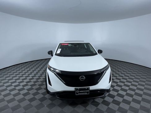 Certified 2024 Nissan Ariya AWD image 3