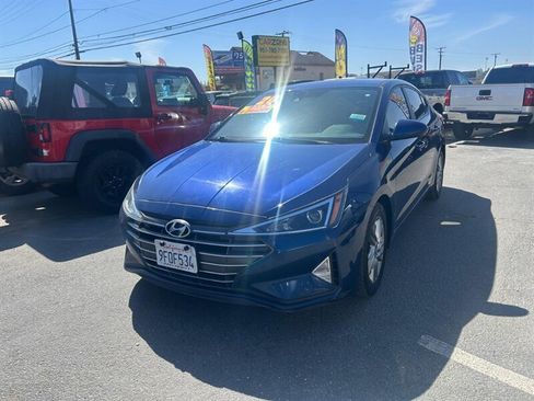Used 2020 Hyundai Elantra SEL FWD image 6