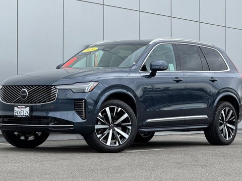 Certified 2026 Volvo XC90 B6 Core AWD/4WD image 1