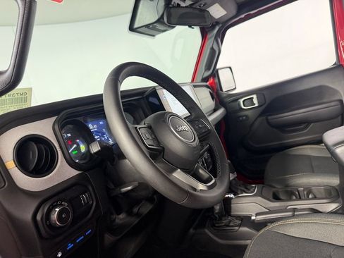Certified 2025 Jeep Wrangler Unlimited Sport S 4xe AWD/4WD image 22