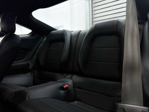 Used 2019 Ford Mustang GT Premium w/ GT Performance Package RWD image 23