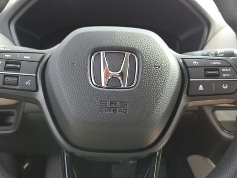 New 2026 Honda HR-V LX image 17