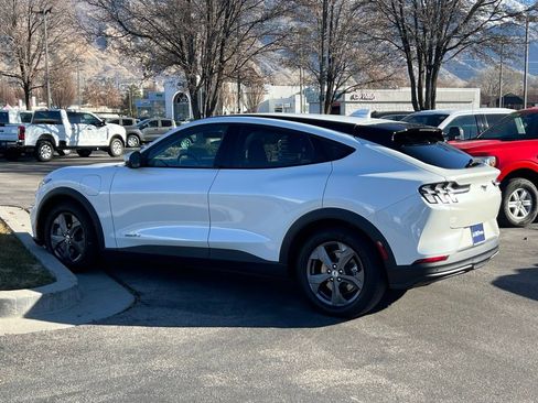 Used 2022 Ford Mustang Mach-E Select image 10