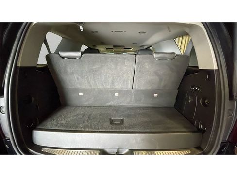 Used 2019 Chevrolet Tahoe Premier AWD/4WD image 18