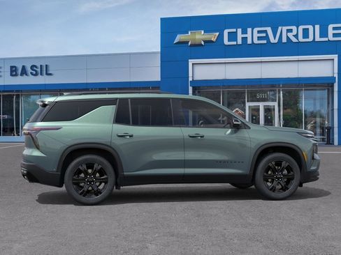 New 2027 Chevrolet Traverse LT w/ Midnight/Sport Edition AWD/4WD image 5