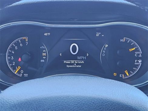 Used 2018 Jeep Grand Cherokee Limited image 16