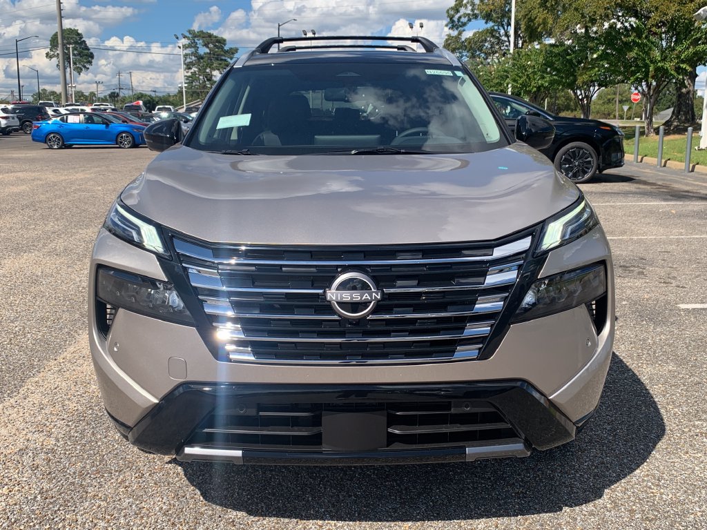 New 2026 Nissan Rogue Platinum AWD/4WD image 3