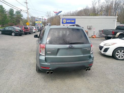 Used 2010 Subaru Forester 2.5X Premium image 21