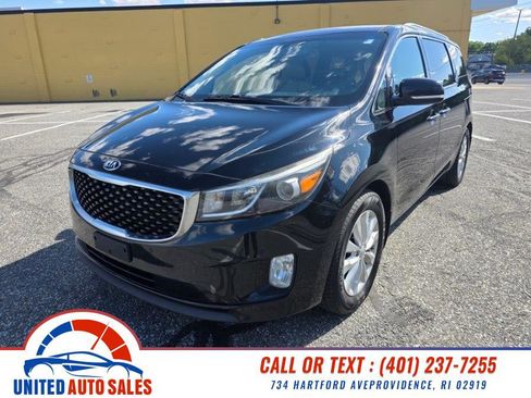 Used 2017 Kia Sedona EX FWD image 8