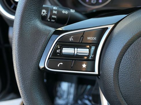 Used 2023 Kia Forte LXS image 14