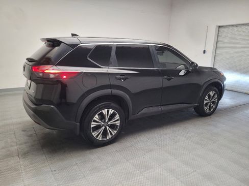 Used 2023 Nissan Rogue SV FWD image 10