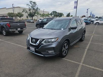 Used 2018 Nissan Rogue SL