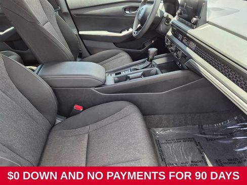 Used 2025 Honda Accord LX image 30