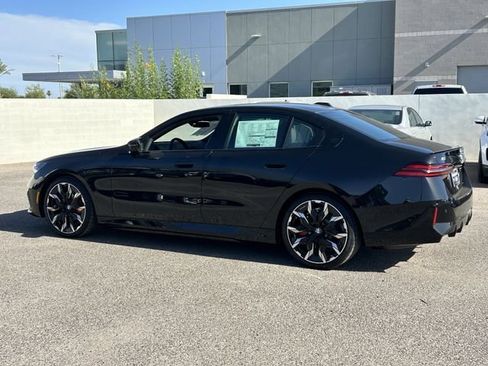 New 2026 BMW i5 w/ Executive Package AWD/4WD image 8