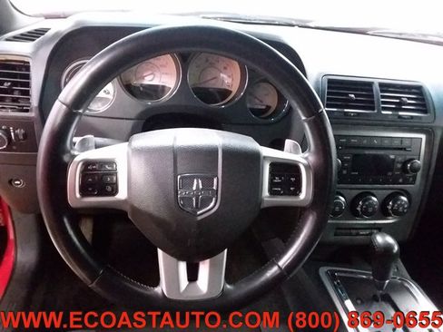 Used 2012 Dodge Challenger R/T image 10