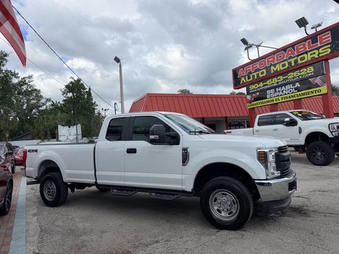 Used 2018 Ford F250 XL w/ Power Equipment Group AWD/4WD image 3