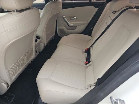 Used 2021 Mercedes-Benz CLA 250 4MATIC w/ Premium Package image 7