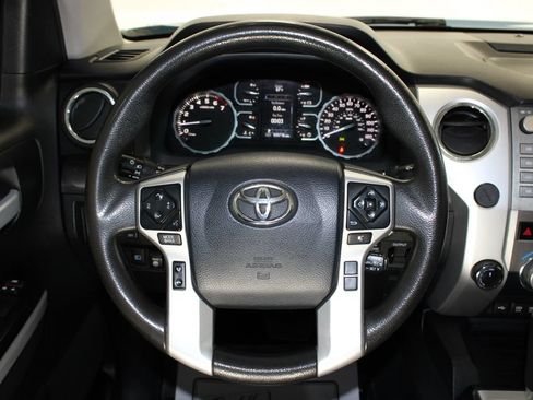 Used 2020 Toyota Tundra SR5 AWD/4WD image 16