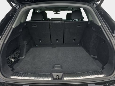 Certified 2025 Audi Q5 Premium w/ Convenience Package AWD/4WD image 10