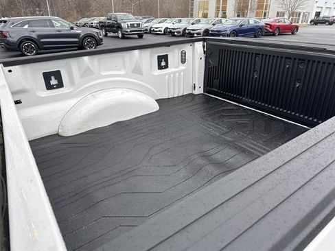 Used 2019 Ford F150 Lariat w/ Trailer Tow Package image 21