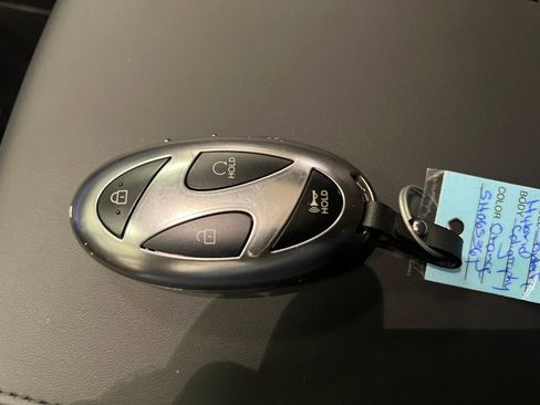 Used 2025 Hyundai Santa Fe Calligraphy image 32