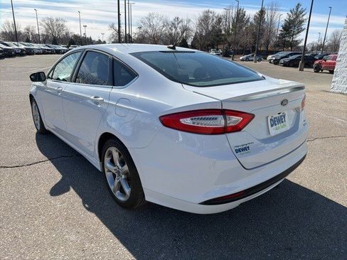 Used 2014 Ford Fusion SE image 3