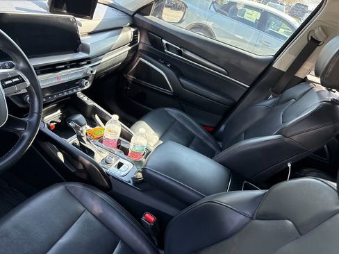 Used 2024 Kia Telluride S w/ S Sunroof Package image 14