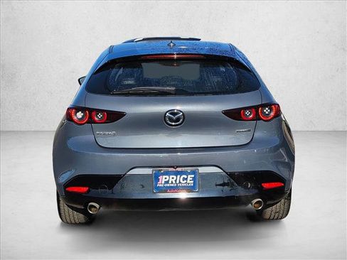 Used 2019 MAZDA MAZDA3 Hatchback w/ Premium Package image 2